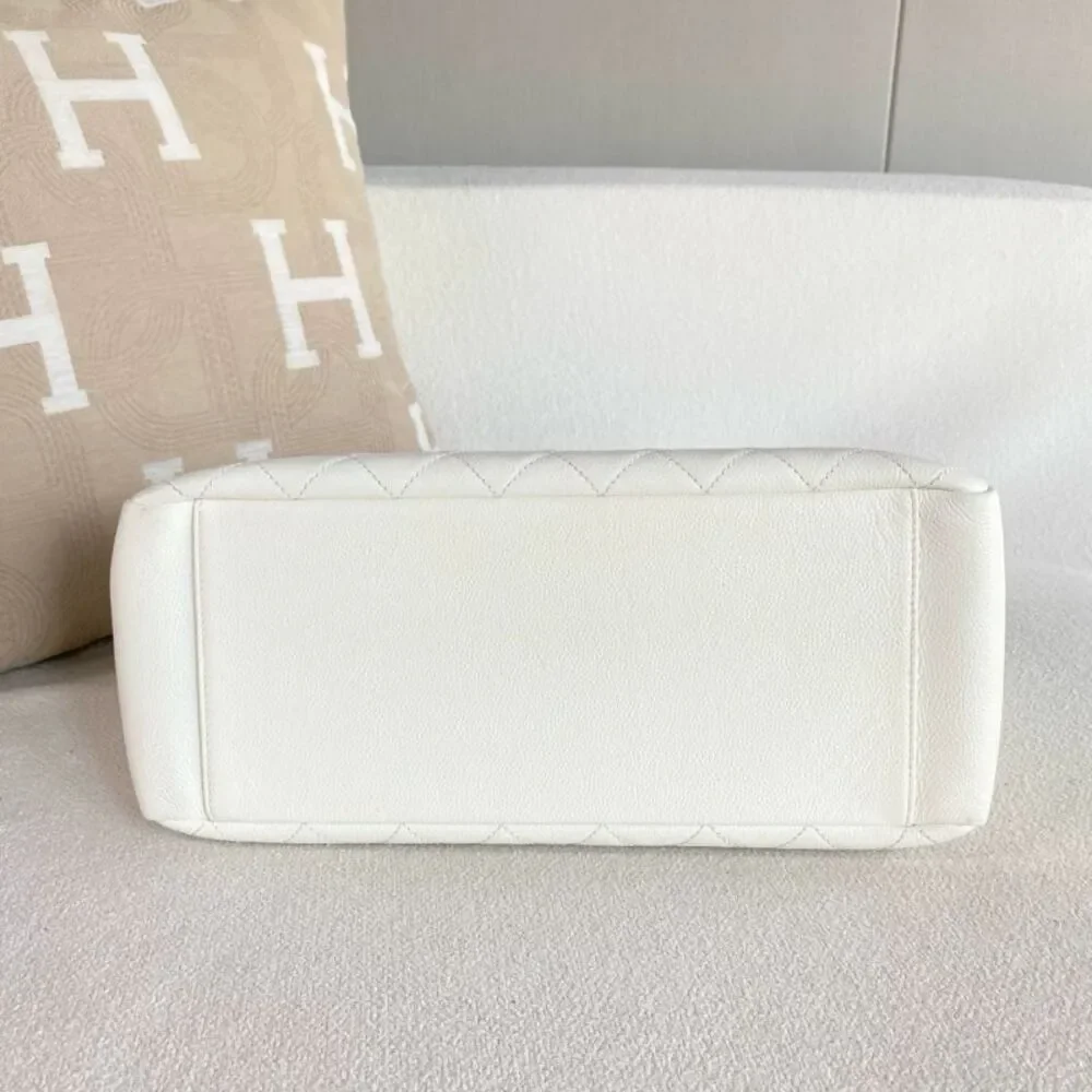 Chanel Women Pre-Loved Bag Very Good Condition